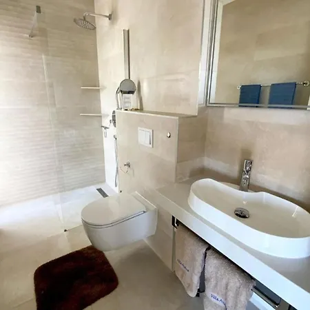 Andrea With Private Pool & Jet Pool Near Dubrovnik *